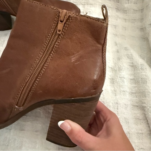 Lucky Brand Sassa Leather Heeled Boot - Picture 5 of 15